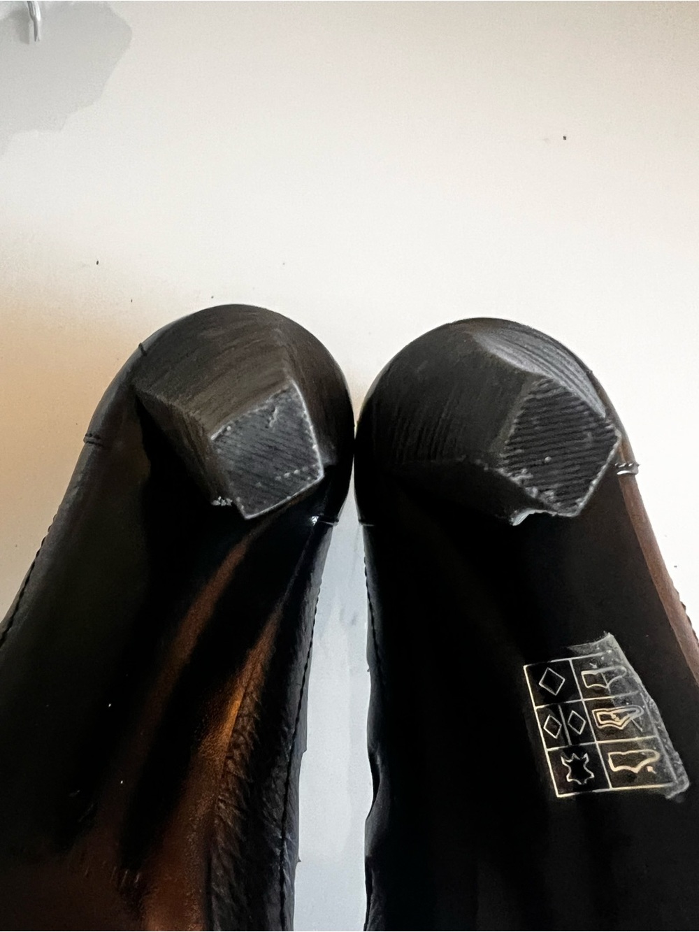 Nine West Black Leather Cutout Pumps Size 7 Round Toe Career Quiet Luxury - Picture 7 of 12